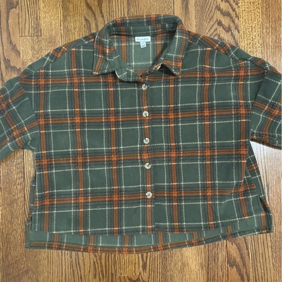 Love,Fire Army Green Orange Fleece Cropped Shacket Jacket Button Up Size Medium - Picture 5 of 7